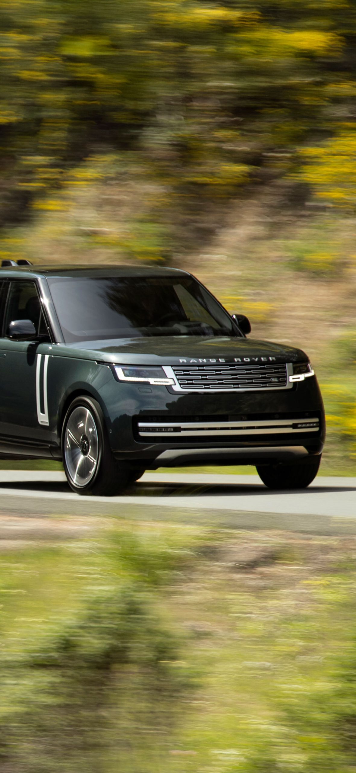 Range Rover - Pivotal